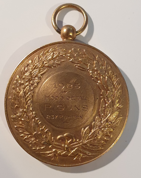File:Medaille getalschieting achterkant 20240111 105905.png