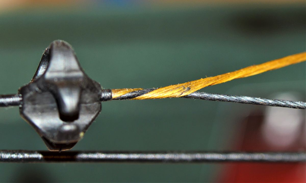 FileYokes not good too much tension.JPG Pijl en Boog